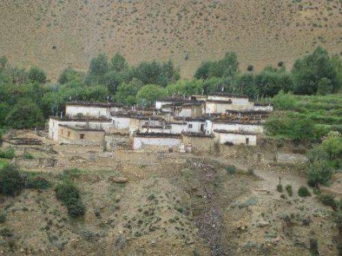 TREKKING IN MUSTANG 2010